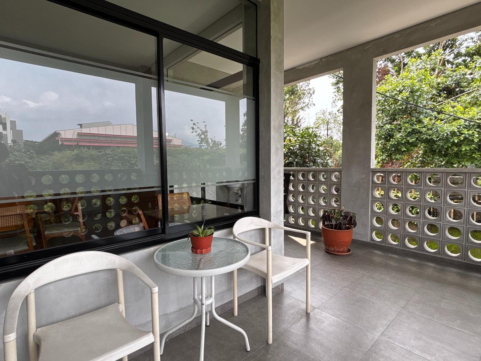 The Cluster Harris Bed & Breakfast Cimahi ภายนอก รูปภาพ
